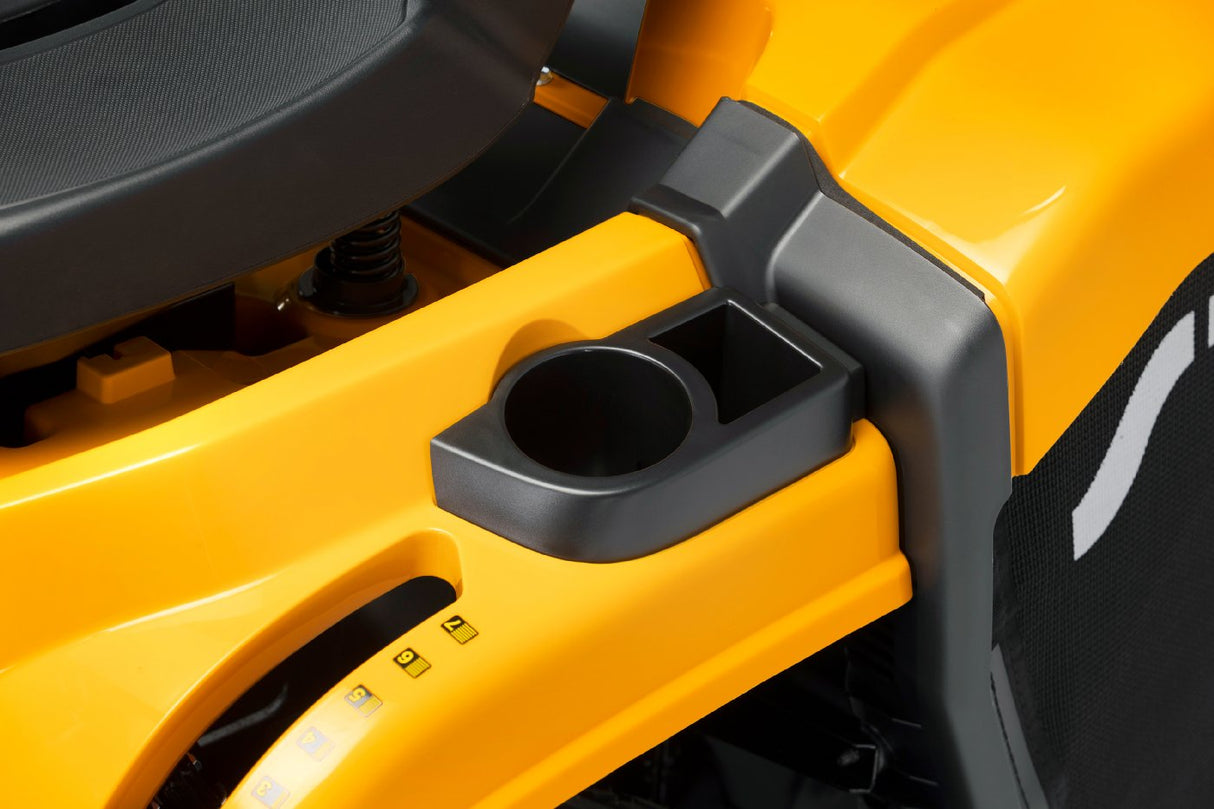 Stiga Rasentraktor Estate 384 mit Mulchkit