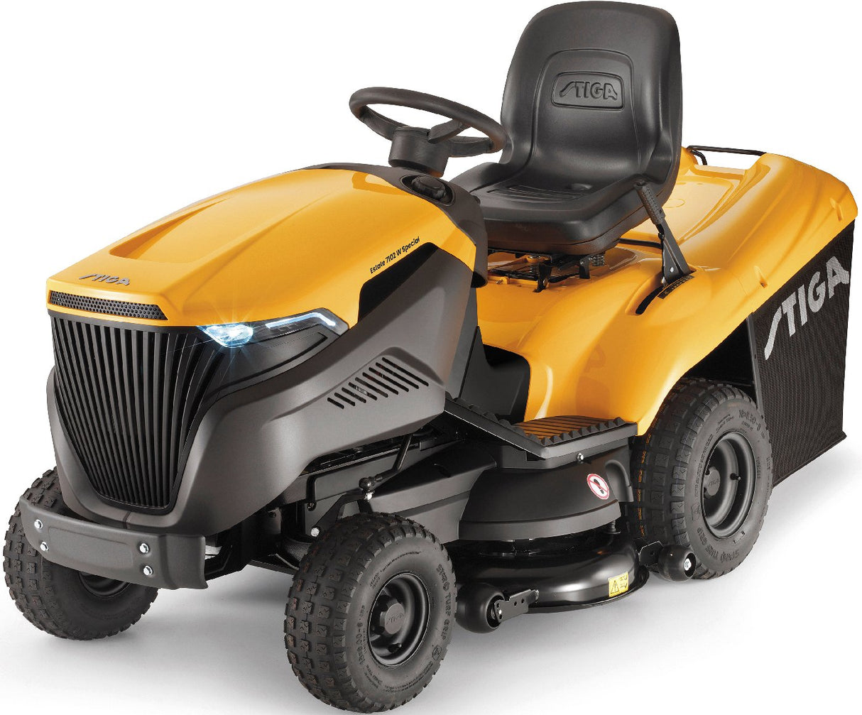 Stiga Rasentraktor Estate 7102 W Special HONDA mit Mulchstopfen, Anhängerkupplung und Ladegerät