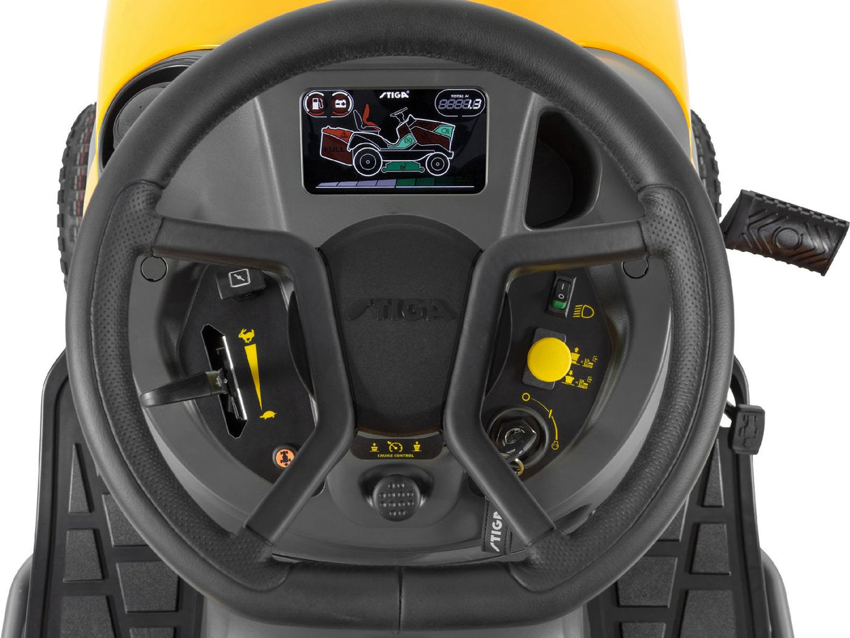 Stiga Allrad-Rasentraktor Estate 9102 WX mit Mulchstopfen, Anhängerkupplung und Ladegerät