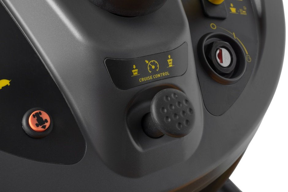 Stiga Allrad-Rasentraktor Estate 9122 WX mit Mulchstopfen, Anhängerkupplung und Ladegerät