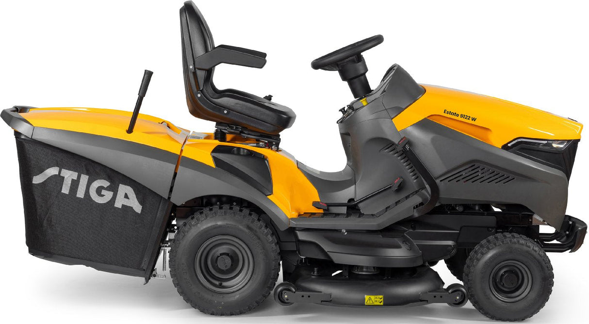 Stiga Rasentraktor Estate 9122 W mit Mulchstopfen, Anhängerkupplung und Ladegerät