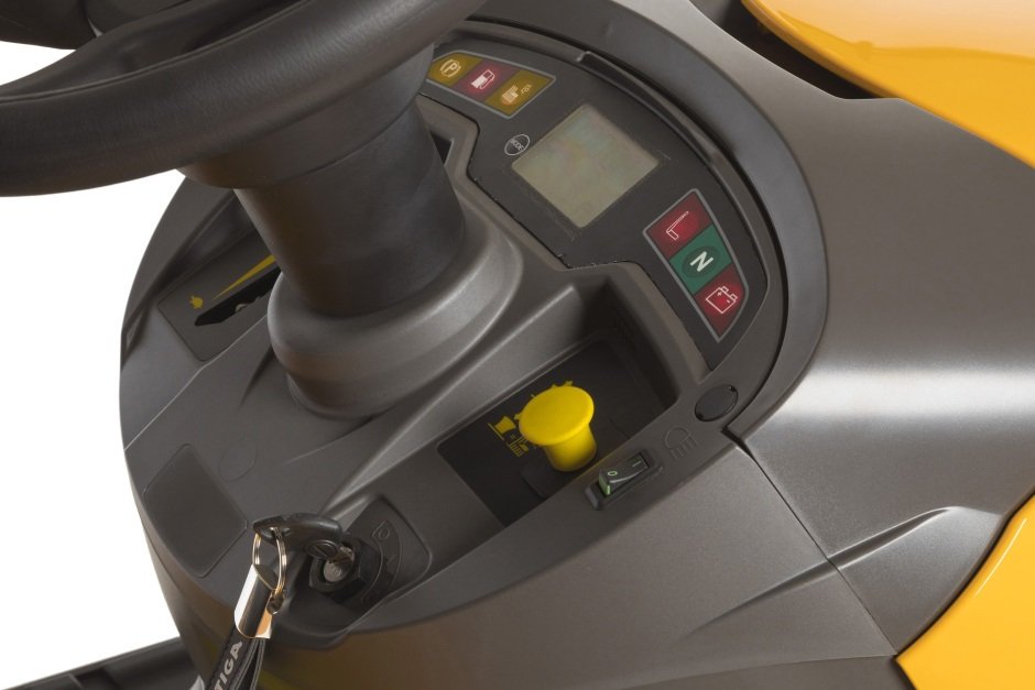 Stiga Rasentraktor Tornado 7108 W Special