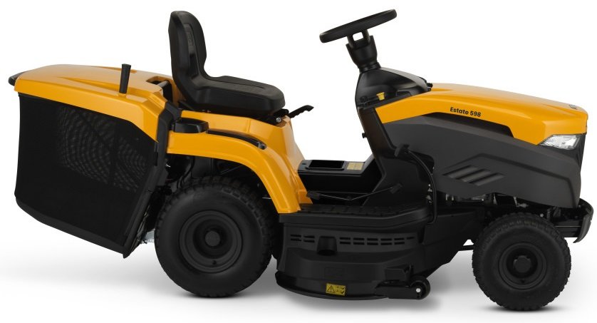 Stiga Rasentraktor Estate 598 mit Mulchstopfen, Anhängerkupplung und Ladegerät