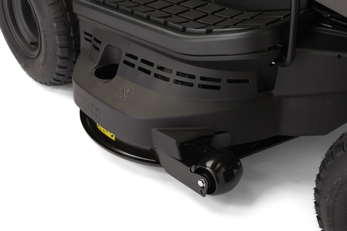 Stiga Rasentraktor Estate 598 W Special HONDA mit Mulchstopfen, Anhängerkupplung und Ladegerät