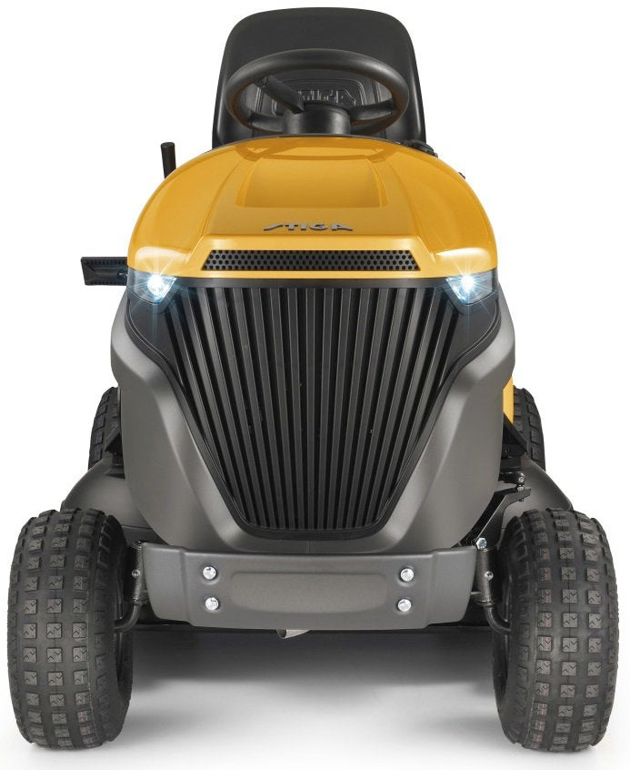 Stiga Rasentraktor Estate 7102 W mit Mulchstopfen, Anhängerkupplung und Ladegerät