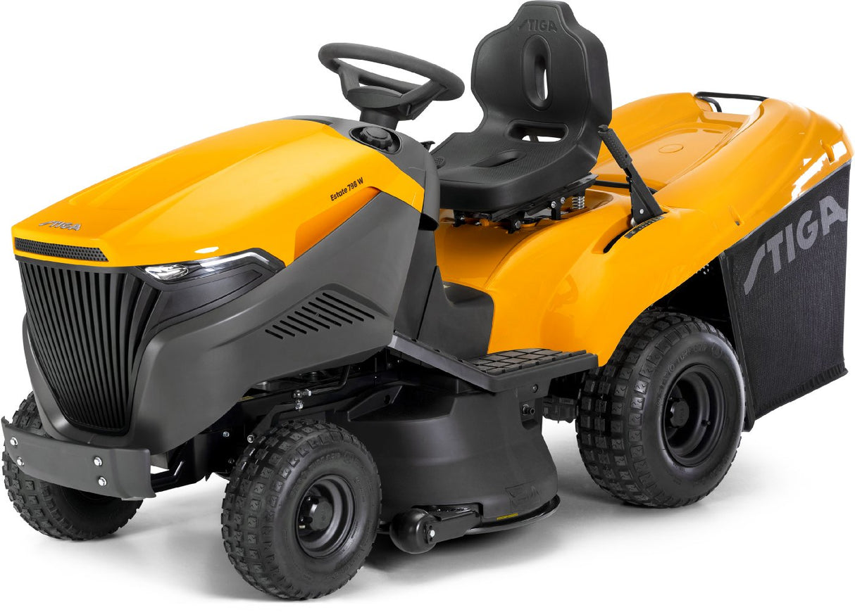 Stiga Rasentraktor Estate 798 W mit Mulchstopfen, Anhängerkupplung und Ladegerät