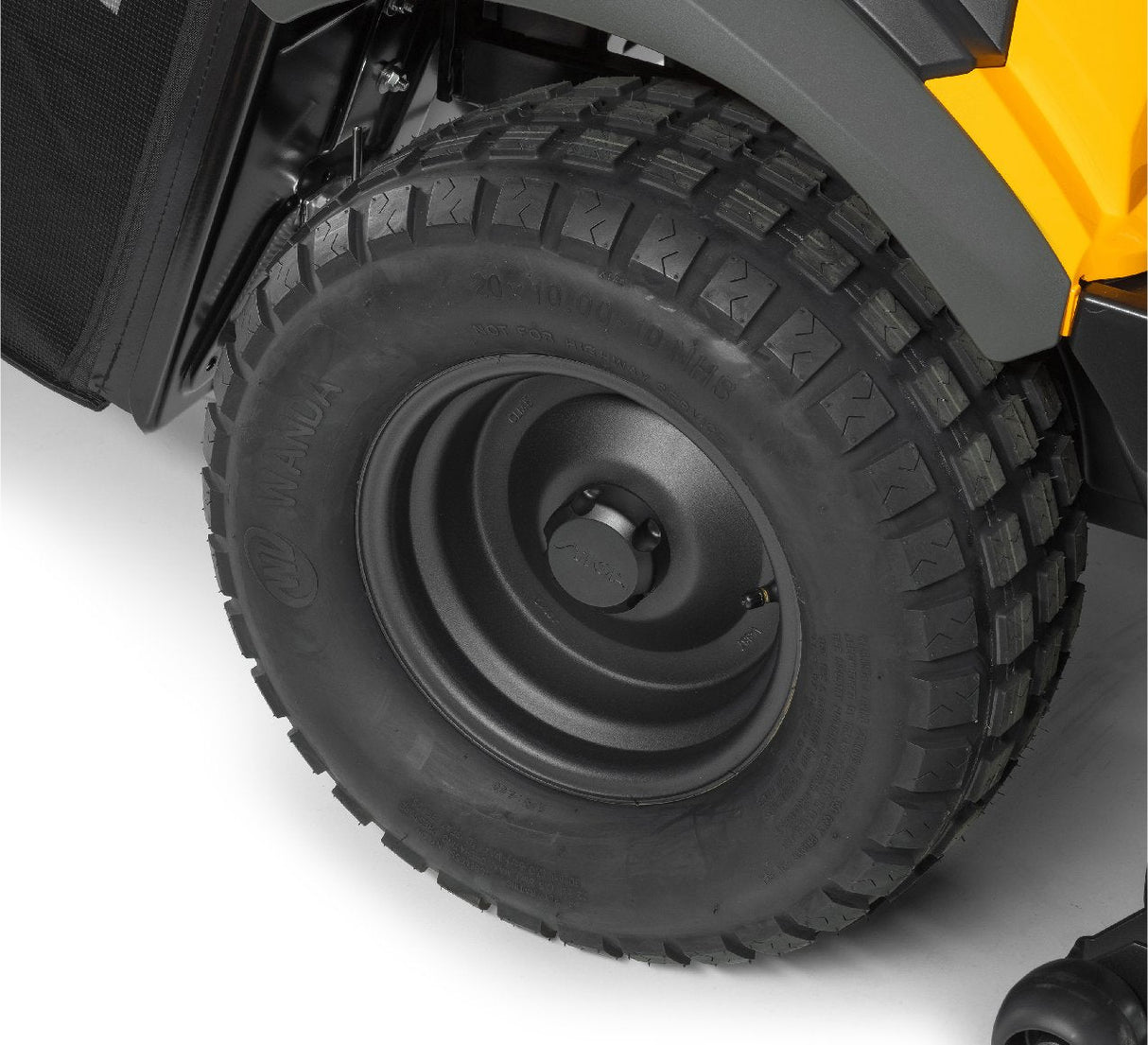 Stiga Allrad-Rasentraktor Estate 9102 WX mit Mulchstopfen, Anhängerkupplung und Ladegerät