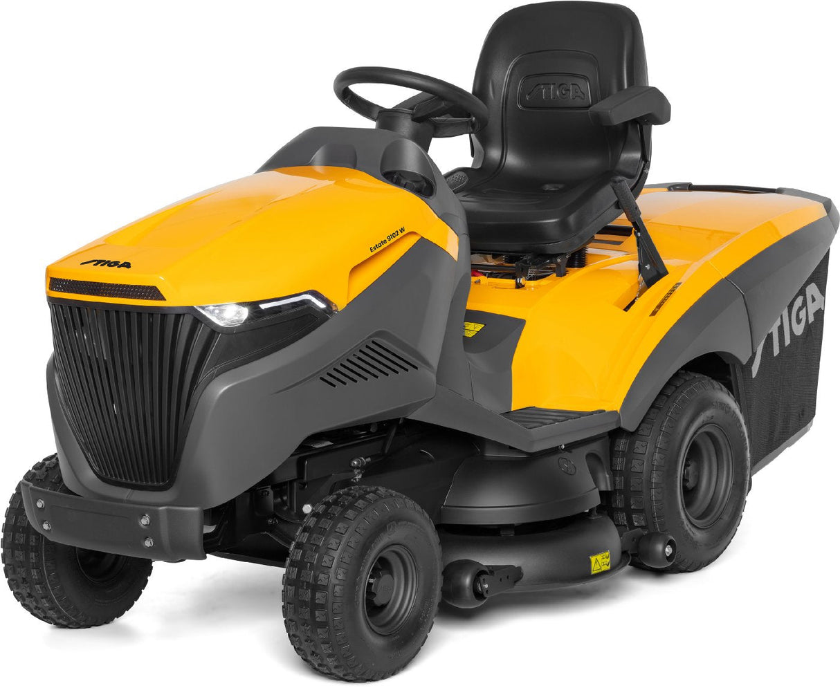 Stiga Rasentraktor Estate 9102 W mit Mulchstopfen, Anhängerkupplung und Ladegerät